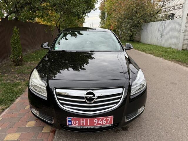 Чорний Опель Інсігнія, об'ємом двигуна 1.8 л та пробігом 192 тис. км за 8000 $, фото 1 на Automoto.ua