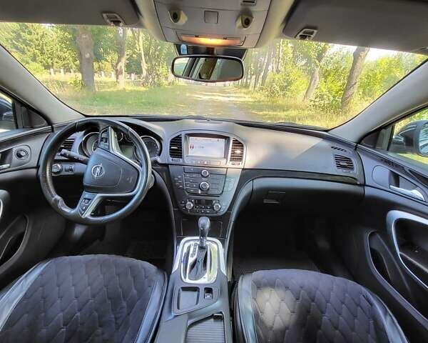 Черный Опель Инсигния, объемом двигателя 2 л и пробегом 240 тыс. км за 9700 $, фото 11 на Automoto.ua