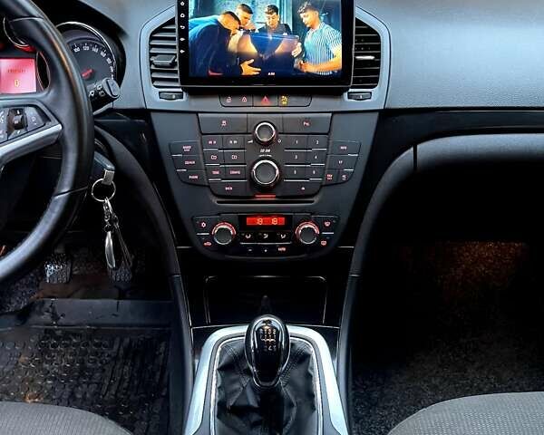 Черный Опель Инсигния, объемом двигателя 1.96 л и пробегом 217 тыс. км за 7777 $, фото 32 на Automoto.ua