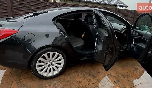 Черный Опель Инсигния, объемом двигателя 1.96 л и пробегом 217 тыс. км за 7777 $, фото 3 на Automoto.ua