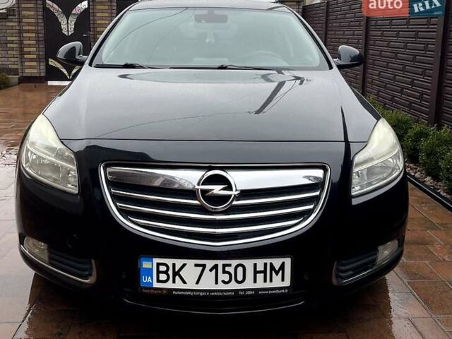 Черный Опель Инсигния, объемом двигателя 1.96 л и пробегом 217 тыс. км за 7777 $, фото 7 на Automoto.ua