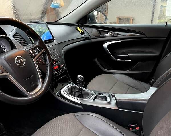 Черный Опель Инсигния, объемом двигателя 1.96 л и пробегом 217 тыс. км за 7777 $, фото 17 на Automoto.ua