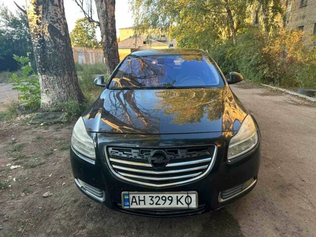 Чорний Опель Інсігнія, об'ємом двигуна 2 л та пробігом 280 тис. км за 3500 $, фото 2 на Automoto.ua