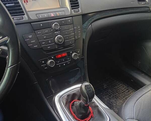 Черный Опель Инсигния, объемом двигателя 1.96 л и пробегом 377 тыс. км за 6800 $, фото 3 на Automoto.ua