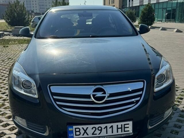 Чорний Опель Інсігнія, об'ємом двигуна 1.96 л та пробігом 252 тис. км за 8500 $, фото 10 на Automoto.ua