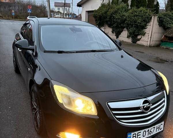 Черный Опель Инсигния, объемом двигателя 2 л и пробегом 209 тыс. км за 8200 $, фото 4 на Automoto.ua