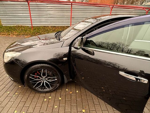 Чорний Опель Інсігнія, об'ємом двигуна 2 л та пробігом 209 тис. км за 7500 $, фото 7 на Automoto.ua