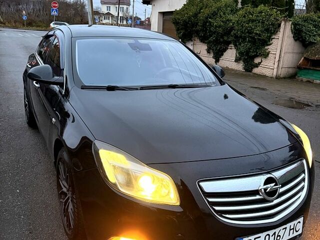 Чорний Опель Інсігнія, об'ємом двигуна 2 л та пробігом 209 тис. км за 7500 $, фото 2 на Automoto.ua