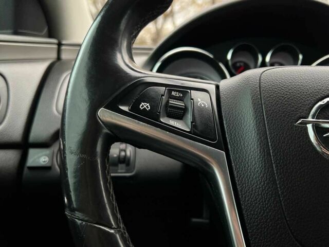 Чорний Опель Інсігнія, об'ємом двигуна 1.5 л та пробігом 161 тис. км за 8750 $, фото 8 на Automoto.ua