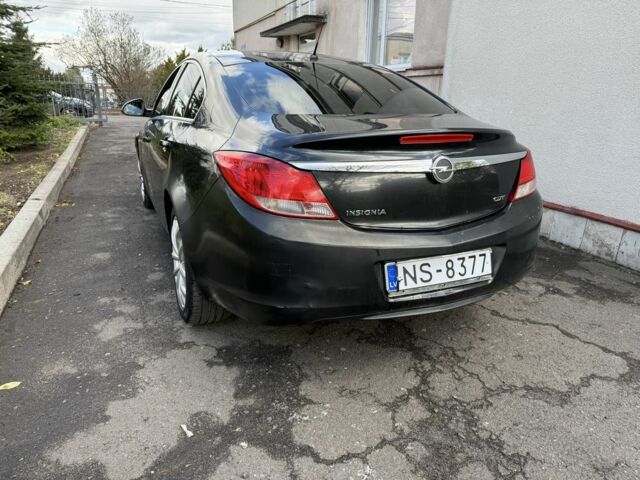 Чорний Опель Інсігнія, об'ємом двигуна 2 л та пробігом 337 тис. км за 3400 $, фото 3 на Automoto.ua