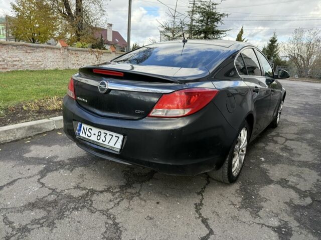 Чорний Опель Інсігнія, об'ємом двигуна 2 л та пробігом 337 тис. км за 3400 $, фото 2 на Automoto.ua
