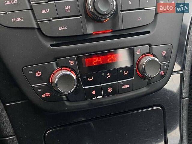 Черный Опель Инсигния, объемом двигателя 1.96 л и пробегом 304 тыс. км за 6990 $, фото 17 на Automoto.ua