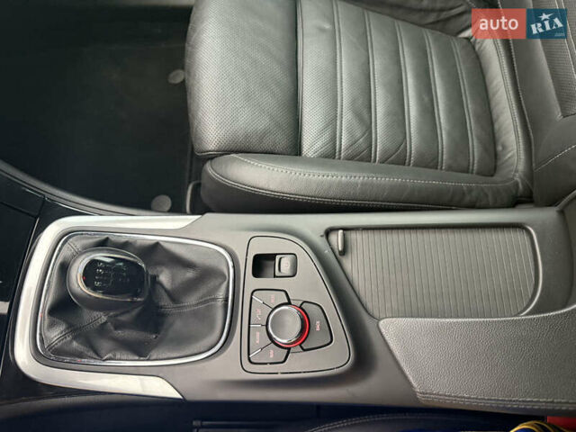 Чорний Опель Інсігнія, об'ємом двигуна 1.6 л та пробігом 204 тис. км за 8000 $, фото 28 на Automoto.ua