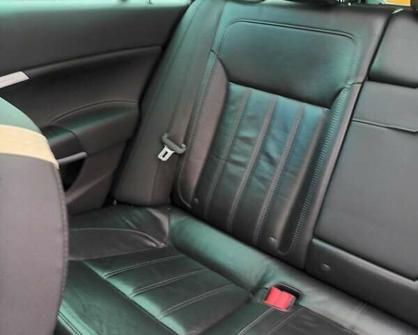 Черный Опель Инсигния, объемом двигателя 1.96 л и пробегом 251 тыс. км за 8500 $, фото 12 на Automoto.ua