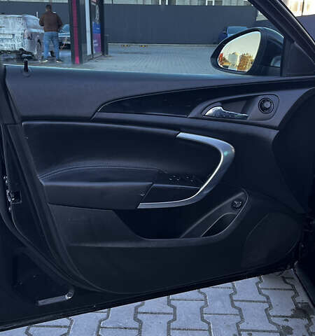 Опель Інсігнія 2009 у Львові на Automoto.ua Чорний Опель Інсігнія, об'ємом двигуна 1.96 л та пробігом 373 тис. км за 7300 $, фото 15 на Automoto.ua