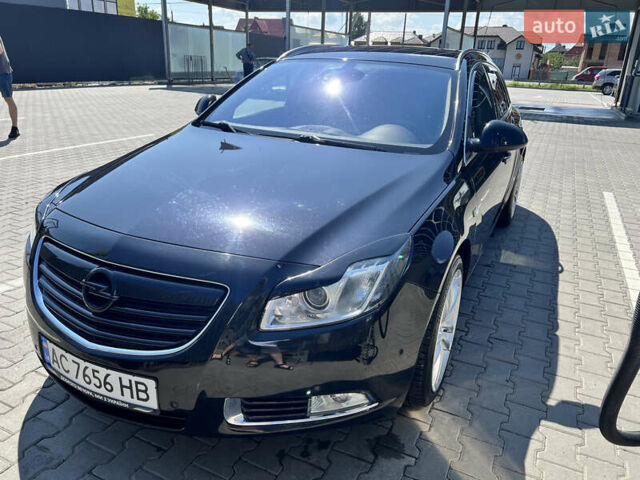 Черный Опель Инсигния, объемом двигателя 1.96 л и пробегом 200 тыс. км за 8700 $, фото 3 на Automoto.ua