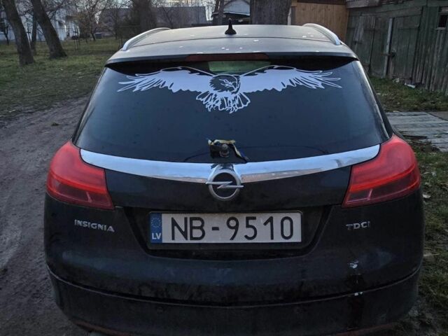 Черный Опель Инсигния, объемом двигателя 2 л и пробегом 305 тыс. км за 2800 $, фото 2 на Automoto.ua