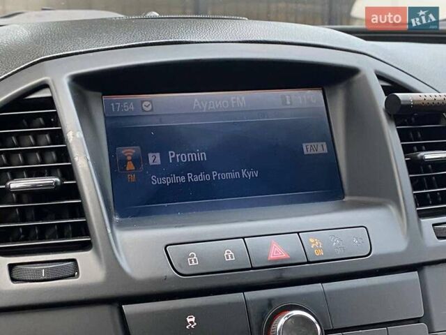 Черный Опель Инсигния, объемом двигателя 1.96 л и пробегом 304 тыс. км за 6990 $, фото 15 на Automoto.ua