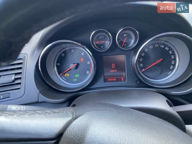 Черный Опель Инсигния, объемом двигателя 1.96 л и пробегом 208 тыс. км за 7750 $, фото 65 на Automoto.ua