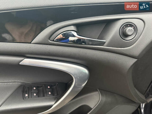 Чорний Опель Інсігнія, об'ємом двигуна 1.6 л та пробігом 204 тис. км за 8000 $, фото 13 на Automoto.ua