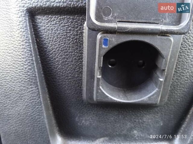 Чорний Опель Інсігнія, об'ємом двигуна 2 л та пробігом 170 тис. км за 7300 $, фото 16 на Automoto.ua