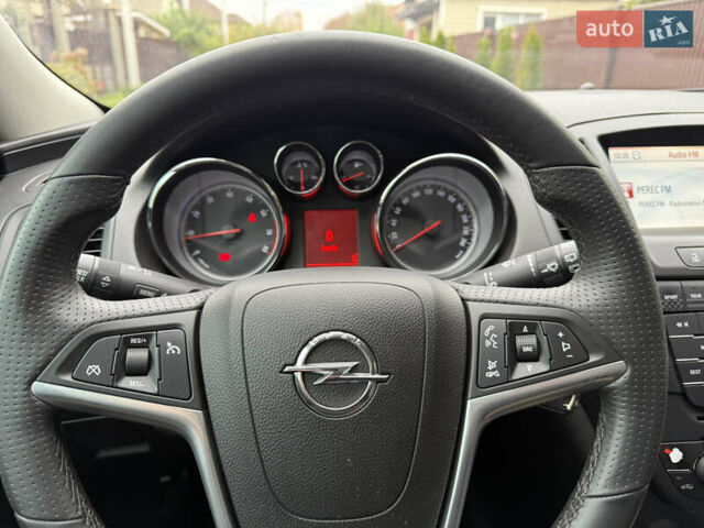 Черный Опель Инсигния, объемом двигателя 1.6 л и пробегом 204 тыс. км за 8300 $, фото 27 на Automoto.ua