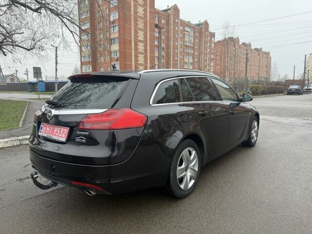 Черный Опель Инсигния, объемом двигателя 1.6 л и пробегом 204 тыс. км за 8000 $, фото 6 на Automoto.ua