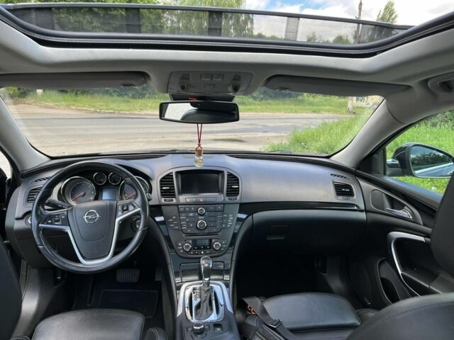 Чорний Опель Інсігнія, об'ємом двигуна 2 л та пробігом 192 тис. км за 4000 $, фото 5 на Automoto.ua