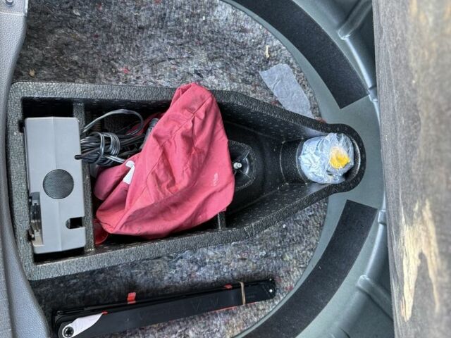 Чорний Опель Інсігнія, об'ємом двигуна 1.8 л та пробігом 186 тис. км за 8000 $, фото 23 на Automoto.ua