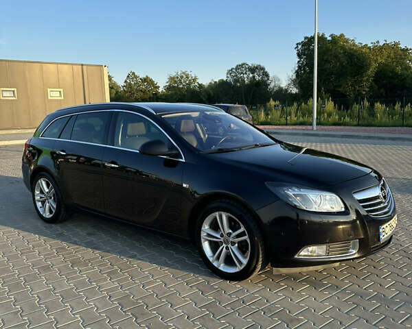 Черный Опель Инсигния, объемом двигателя 1.96 л и пробегом 250 тыс. км за 6700 $, фото 4 на Automoto.ua