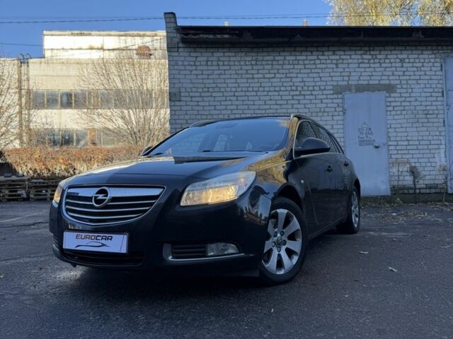 Черный Опель Инсигния, объемом двигателя 0 л и пробегом 308 тыс. км за 4250 $, фото 4 на Automoto.ua