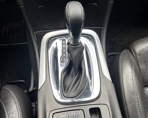 Черный Опель Инсигния, объемом двигателя 2 л и пробегом 265 тыс. км за 7250 $, фото 15 на Automoto.ua