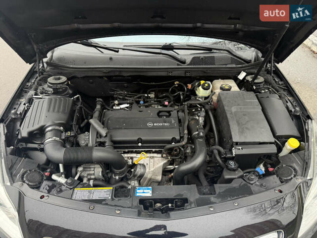 Чорний Опель Інсігнія, об'ємом двигуна 1.6 л та пробігом 204 тис. км за 8000 $, фото 50 на Automoto.ua