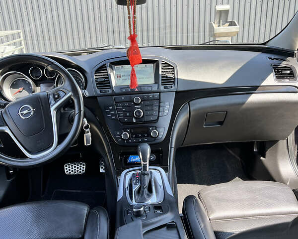 Черный Опель Инсигния, объемом двигателя 1.96 л и пробегом 200 тыс. км за 8700 $, фото 7 на Automoto.ua