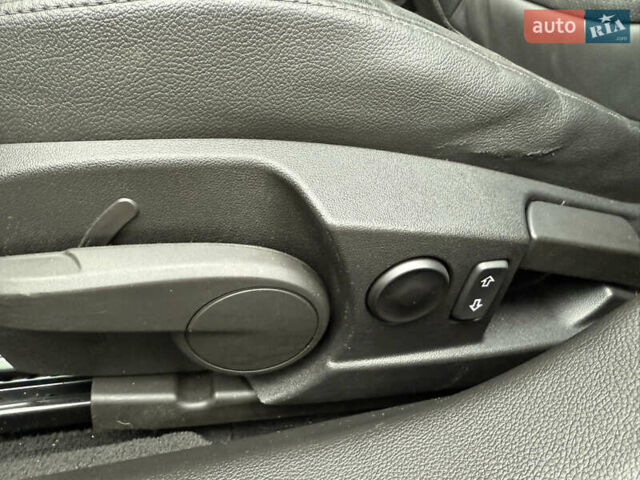 Черный Опель Инсигния, объемом двигателя 1.6 л и пробегом 204 тыс. км за 8300 $, фото 25 на Automoto.ua