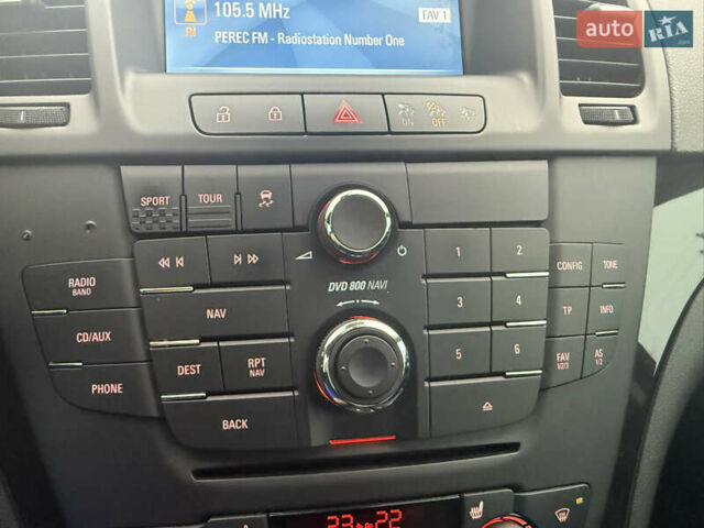 Чорний Опель Інсігнія, об'ємом двигуна 1.6 л та пробігом 204 тис. км за 8000 $, фото 25 на Automoto.ua