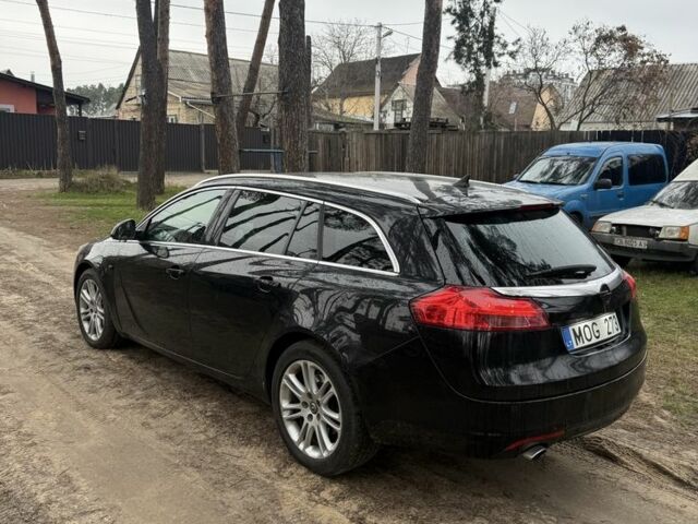 Черный Опель Инсигния, объемом двигателя 2 л и пробегом 330 тыс. км за 2750 $, фото 2 на Automoto.ua
