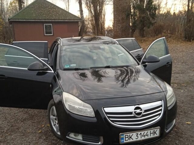 Черный Опель Инсигния, объемом двигателя 1.6 л и пробегом 240 тыс. км за 5600 $, фото 7 на Automoto.ua