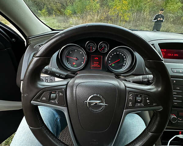 Черный Опель Инсигния, объемом двигателя 2 л и пробегом 266 тыс. км за 7600 $, фото 20 на Automoto.ua