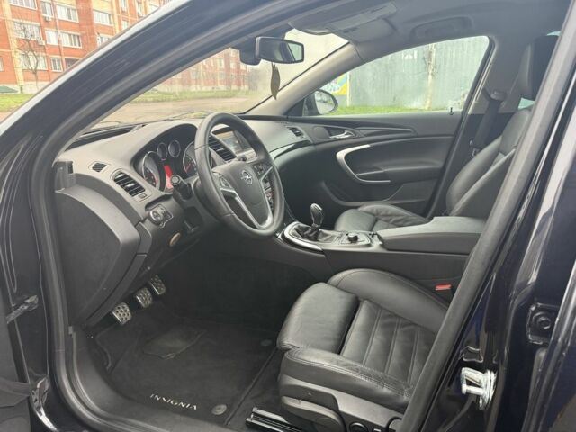 Черный Опель Инсигния, объемом двигателя 1.6 л и пробегом 204 тыс. км за 8000 $, фото 9 на Automoto.ua