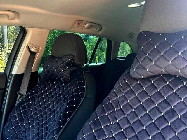 Черный Опель Инсигния, объемом двигателя 2 л и пробегом 259 тыс. км за 6200 $, фото 3 на Automoto.ua