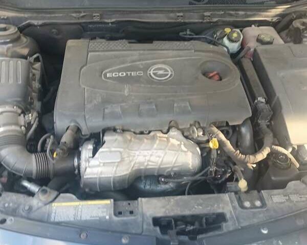 Черный Опель Инсигния, объемом двигателя 1.96 л и пробегом 251 тыс. км за 8500 $, фото 4 на Automoto.ua