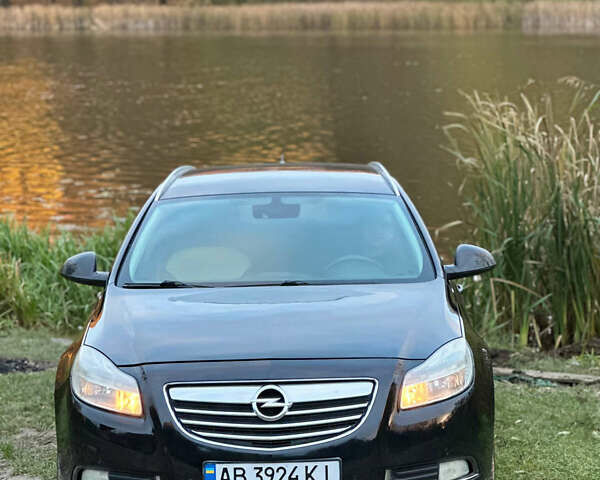 Черный Опель Инсигния, объемом двигателя 2 л и пробегом 266 тыс. км за 7600 $, фото 4 на Automoto.ua