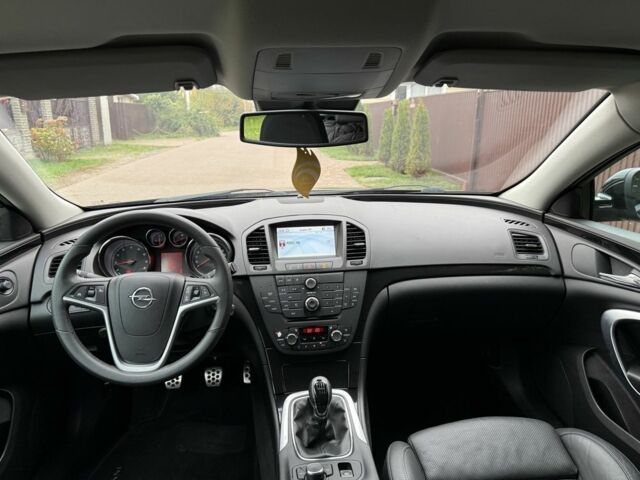 Черный Опель Инсигния, объемом двигателя 1.6 л и пробегом 204 тыс. км за 8300 $, фото 8 на Automoto.ua