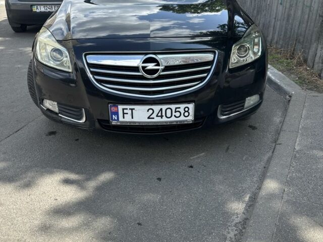 Чорний Опель Інсігнія, об'ємом двигуна 2 л та пробігом 192 тис. км за 4000 $, фото 2 на Automoto.ua