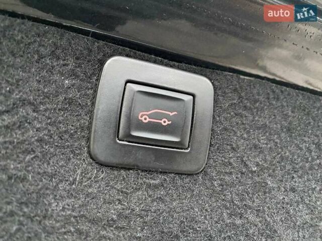 Черный Опель Инсигния, объемом двигателя 1.96 л и пробегом 304 тыс. км за 6990 $, фото 20 на Automoto.ua