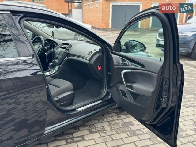 Черный Опель Инсигния, объемом двигателя 1.96 л и пробегом 296 тыс. км за 6600 $, фото 24 на Automoto.ua