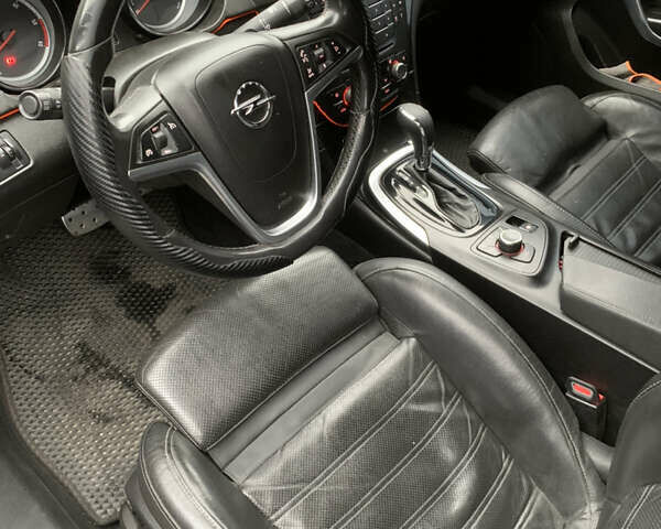 Черный Опель Инсигния, объемом двигателя 1.96 л и пробегом 279 тыс. км за 9800 $, фото 16 на Automoto.ua