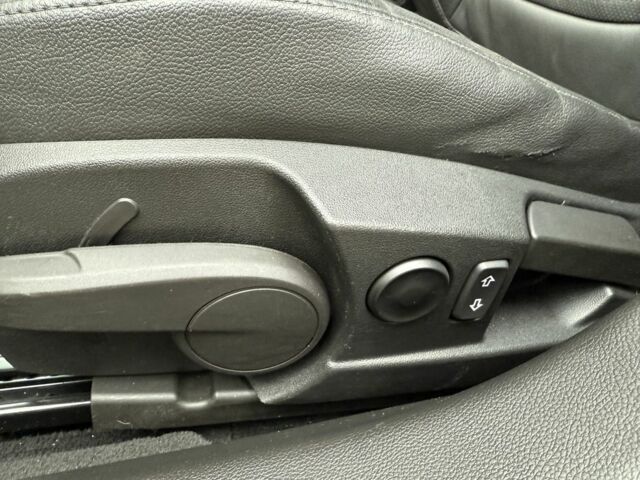 Черный Опель Инсигния, объемом двигателя 1.6 л и пробегом 204 тыс. км за 8300 $, фото 21 на Automoto.ua