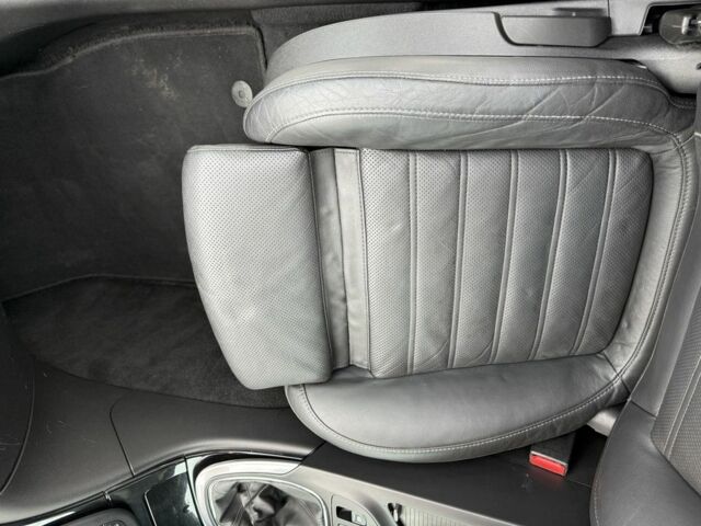 Черный Опель Инсигния, объемом двигателя 1.6 л и пробегом 204 тыс. км за 8000 $, фото 22 на Automoto.ua